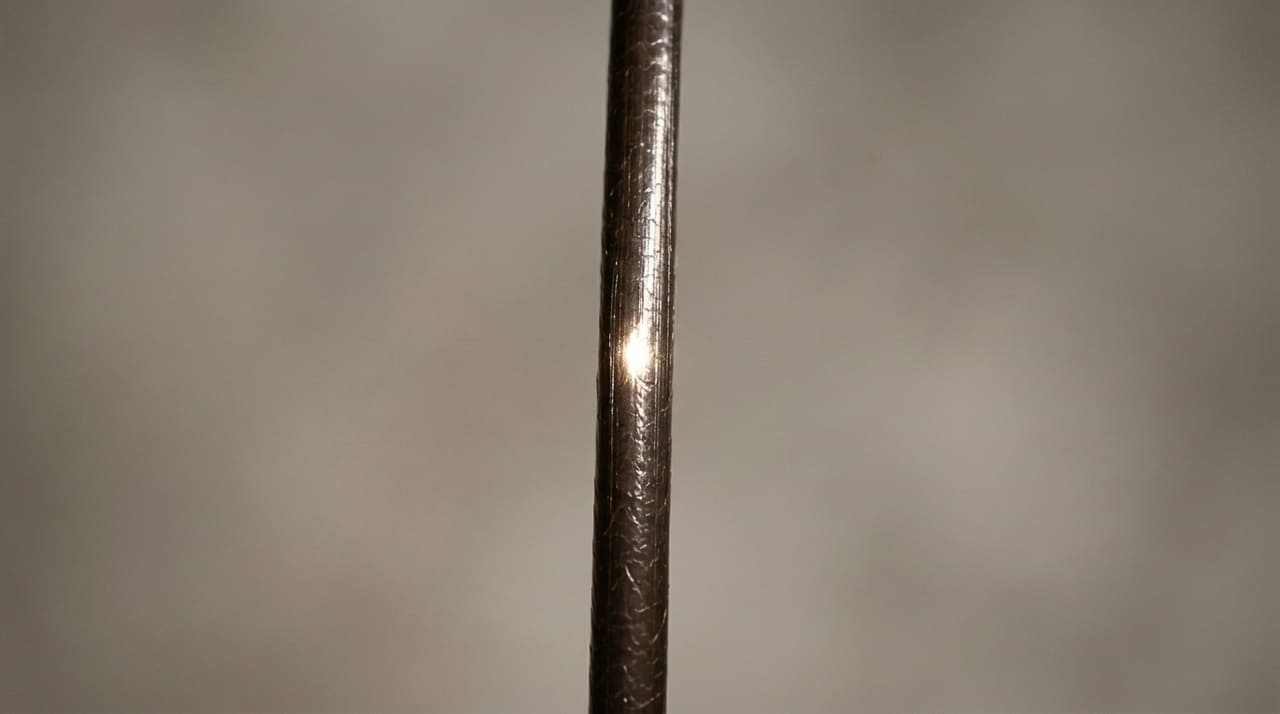 A aplicação regular desta técnica japonesa aumenta a espessura dos fios finos e estimula o couro cabeludo.