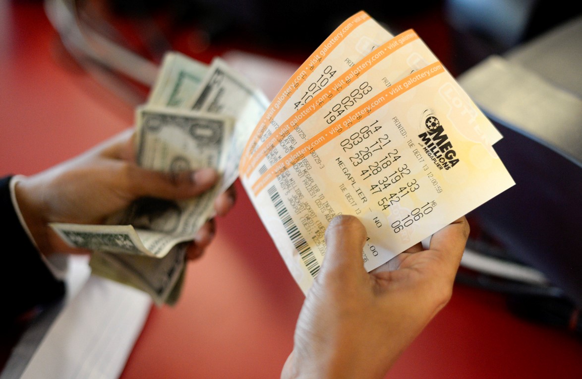 A Mega Millions acumulou mais uma vez e sorteará um prêmio inédito de 232 milhões de dólares