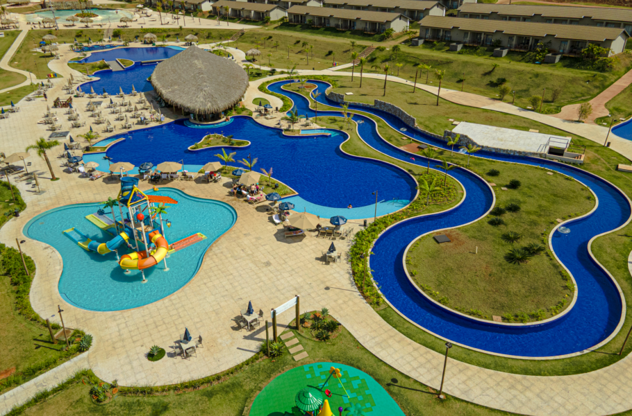 Complexo aquático do Morro dos Anjos Hotel Resort, no norte do Paraná