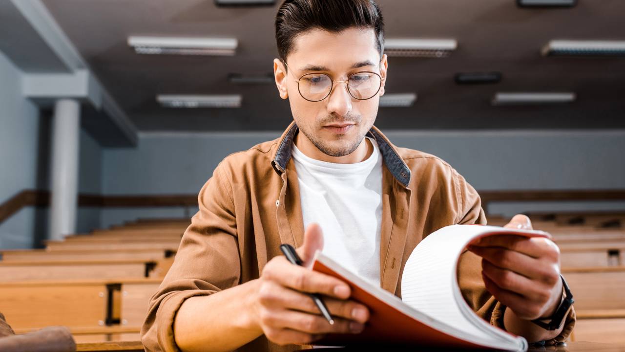 Como identificar pessoas com alto QI segundo a IA