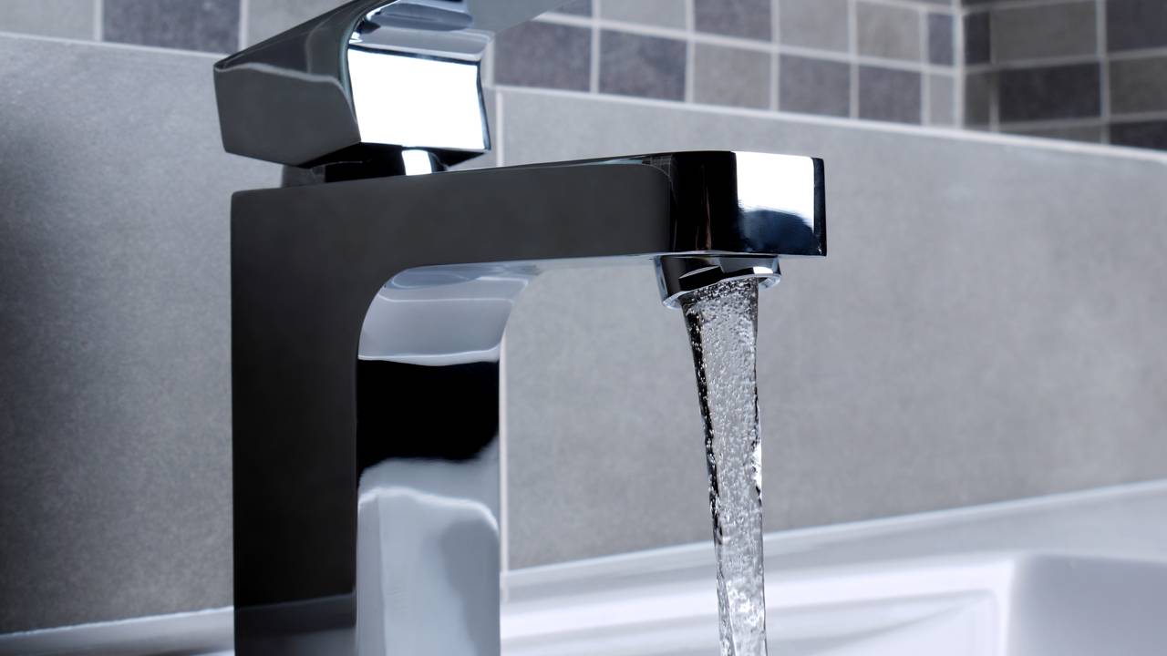 Veja como escolher metais modernos com segurança e aprenda a harmonizar cores.