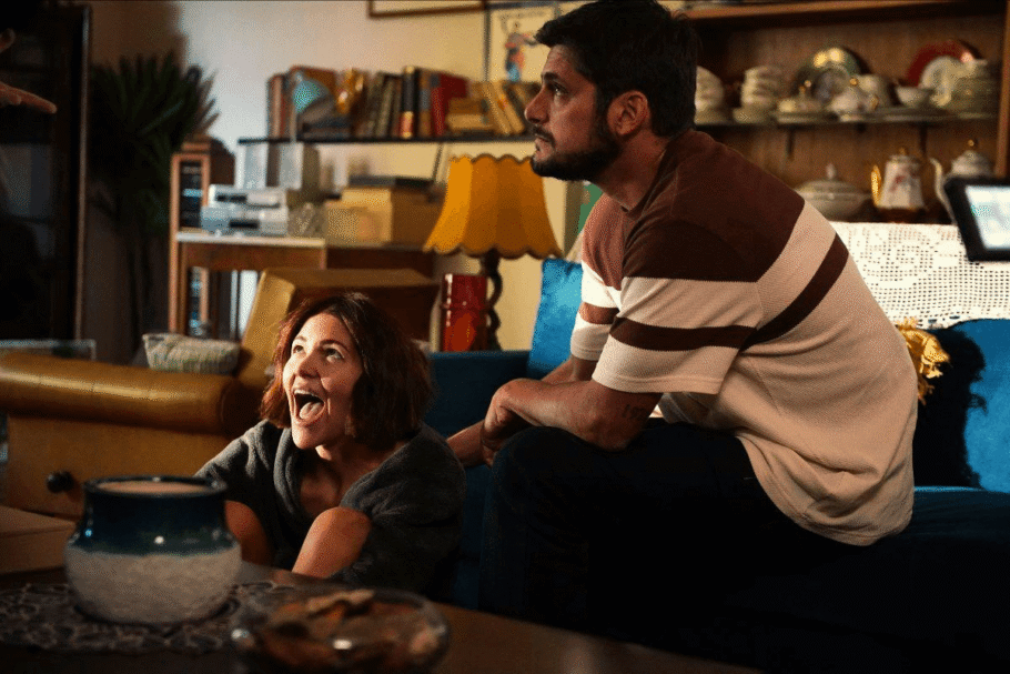 Em “Sexo e Destino”, conflitos emocionais e espirituais aproximam personagens ligados por culpa, paixão e escolhas do passado (Imagem: Reprodução digital | Paris Filmes)