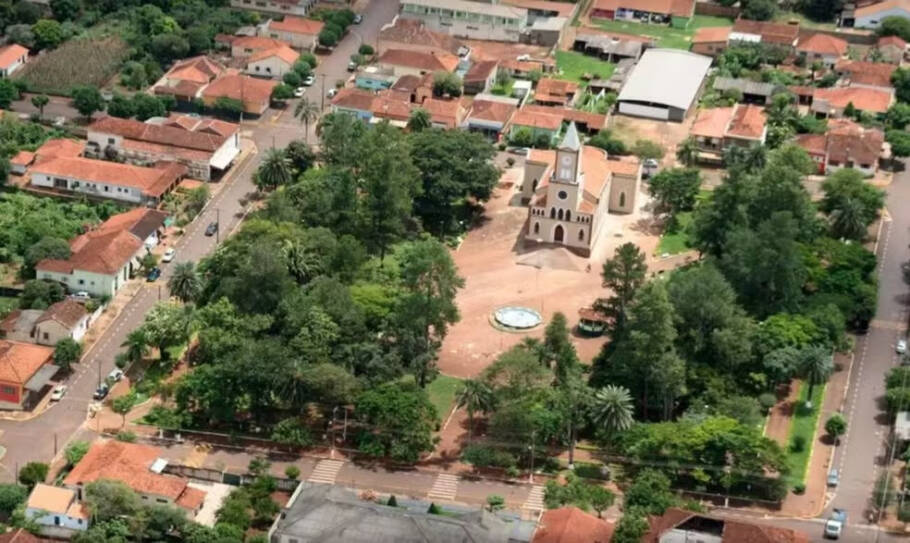 Vista aérea da cidade de Gavião Peixoto (SP)