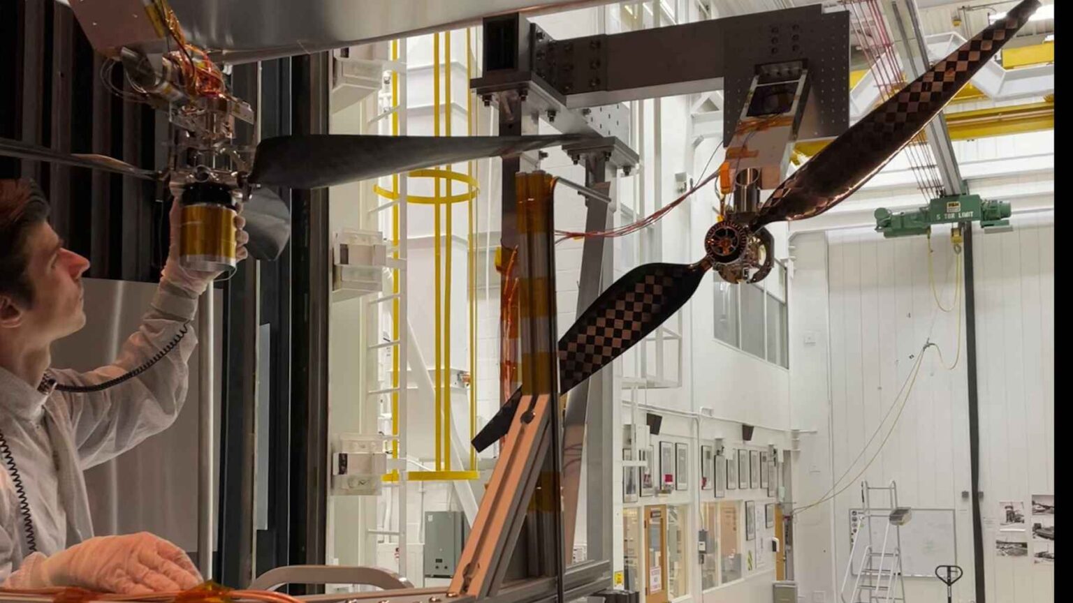 Uma hélice de helicóptero construída para Marte fez algo que parece mais um teste de jato do que uma exploração planetária.
