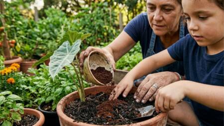 O uso moderado evita alterações excessivas no pH do solo