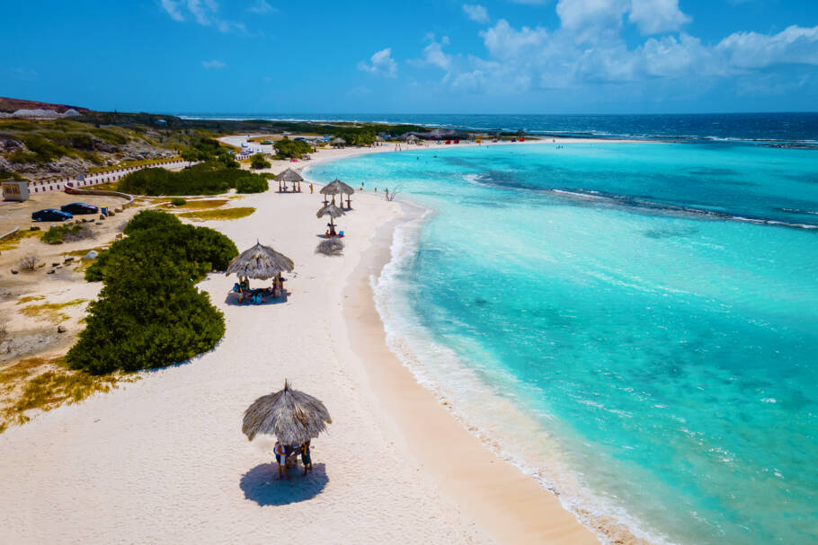 Baby Beach, no sul de Aruba, perto de San Nicolas, é uma das mais bonitas do país
