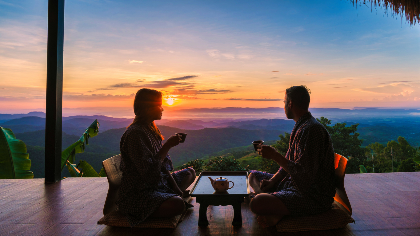 Casais apostam em experiências para celebrar Dia d