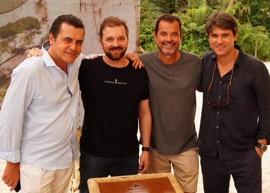 Marco Amaral, vice-presidente de operações e desenvolvimento da Minor Hotels para as Américas, Julio Capua, fundador do Grupo Carnaúba; Miguel Pinto Guimarães, sócio e arquiteto-chefe; e Eduardo Juaçaba, sócio e diretor de relações governamentais