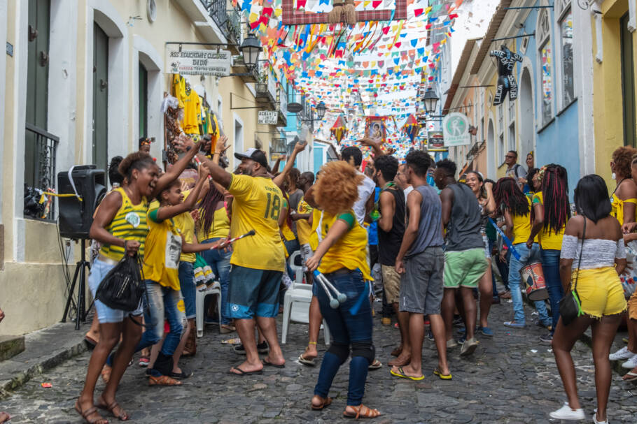 Produzida com apoio de inteligência artificial, a música “Brasil com S” se tornou um fenômeno da Copa