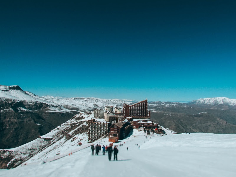 Estação de Valle Nevado, no Chile, é uma das queridinhas dos brasileiros para esquiar