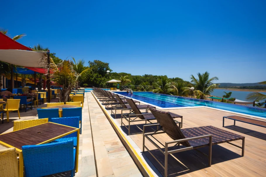 Resort do Lago oferece aos seus hóspedes um refúgio de lazer e descanso completo às margens do Lago Corumbá
