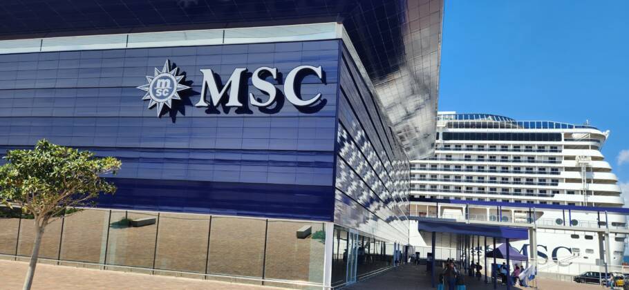 O terminal de passageiros exclusivo da MSC Cruzeiros no Porto de Barcelona
