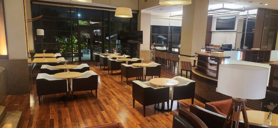Atrium Bar complementa a oferta gastronômica do hotel