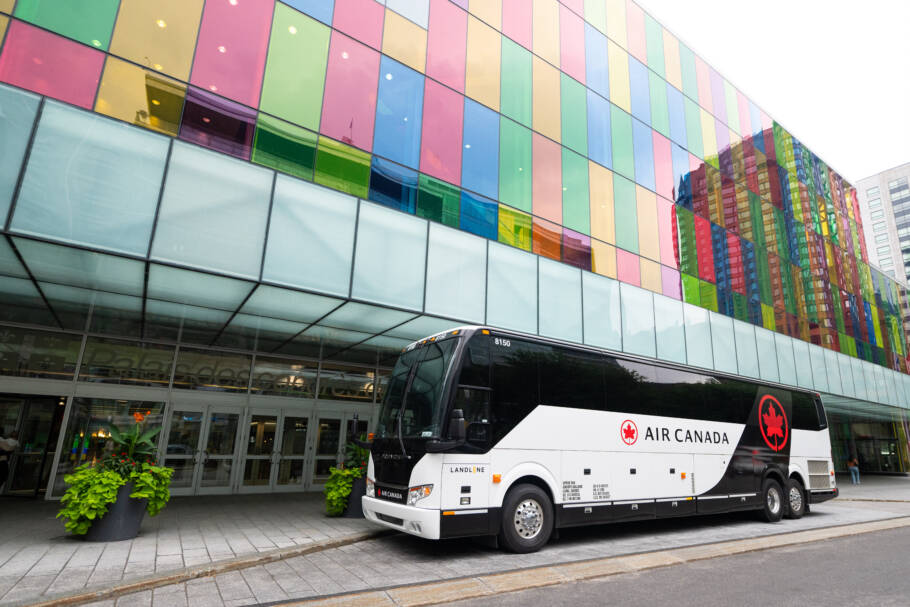 O Air Canada City Shuttle é opção econômica para quem deseja se deslocar até o centro de Montreal 