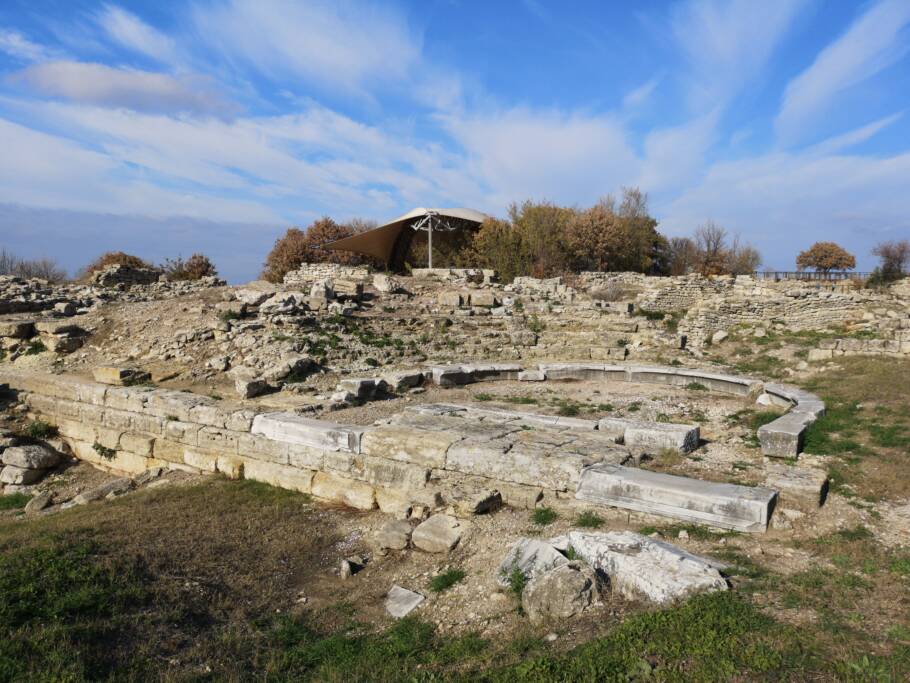 Ruínas da antiga cidade de Troia, na costa oeste da Turquia