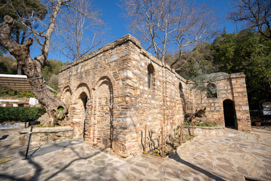 A casa onde a Virgem Maria, no Monte Bülbül, viveu seus últimos dias na terra