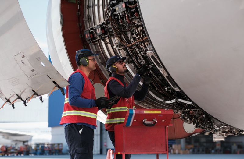 Latam abre seu banco de talentos voltado para mecânicos aeronáuticos para futura atuação nas bases de Guarulhos, Congonhas, Brasília e no MRO de São Carlos