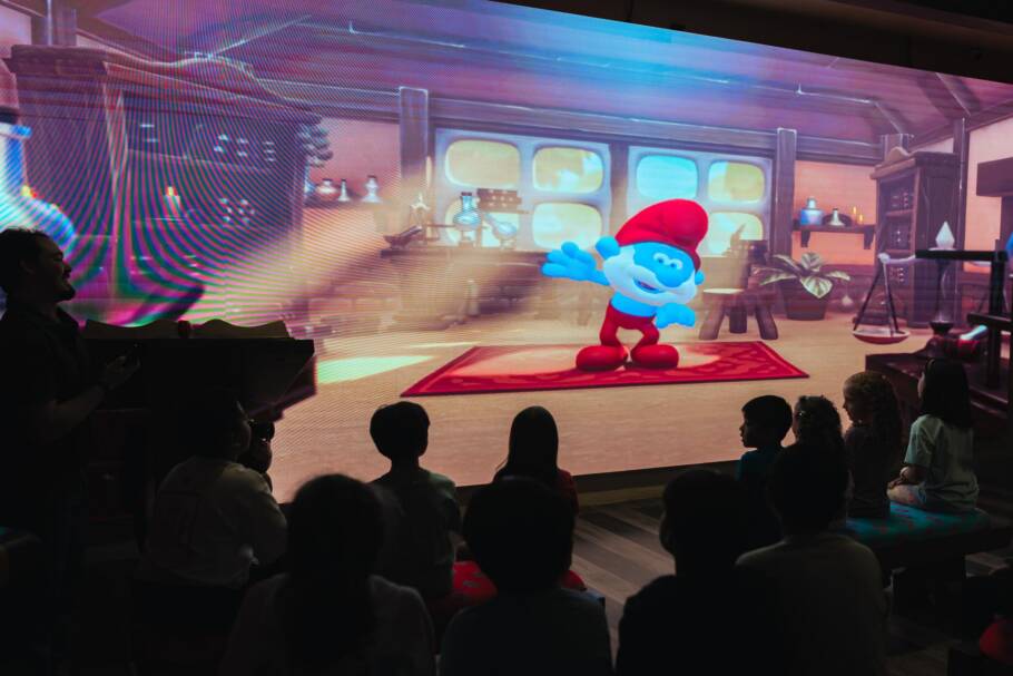 SmurfEncontro com o Papai Smurf é uma das atrações interativas