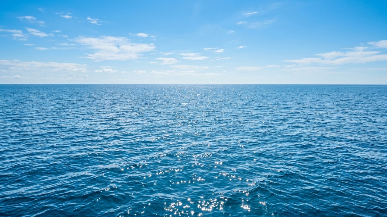 O aumento histórico da temperatura nos oceanos reflete a aceleração preocupante das mudanças climáticas globais. – Imagem gerada por IA