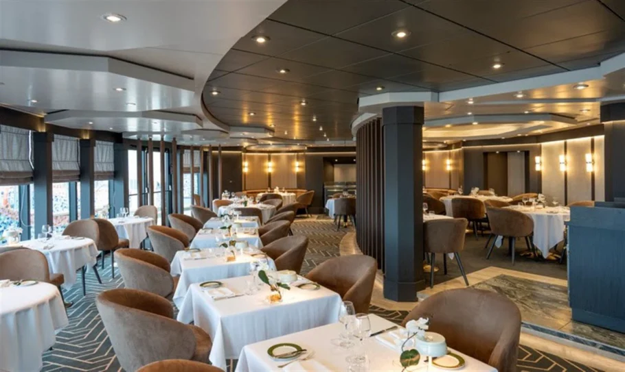 Restaurante exclusivo para hóspedes do MSC Yacht Club, que passou por uma recente reformulação