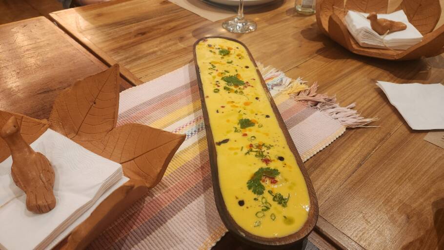 Sashimi do piloteiro (pintado fresco em molho cítrico especial)