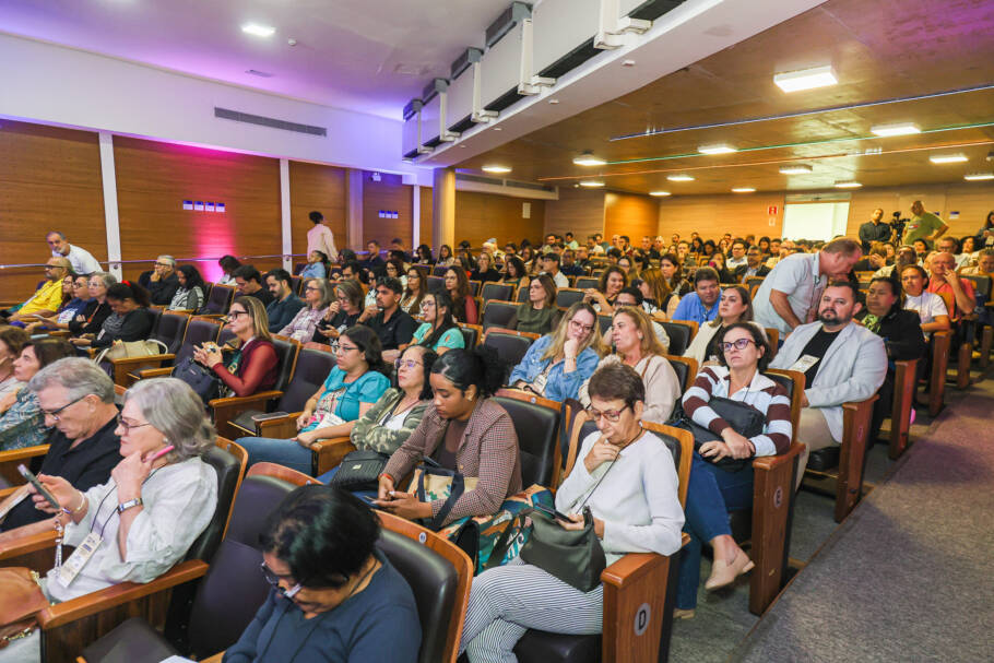 Fórum Regional Sudeste de Turismo Religioso reuniu cerca de 200 pessoas na sede do Sebrae-ES