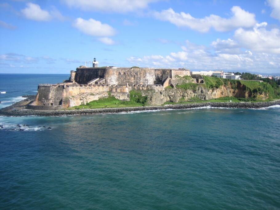 Muralhas de Porto Rico foram a defesa do destino por séculos, contra invasores