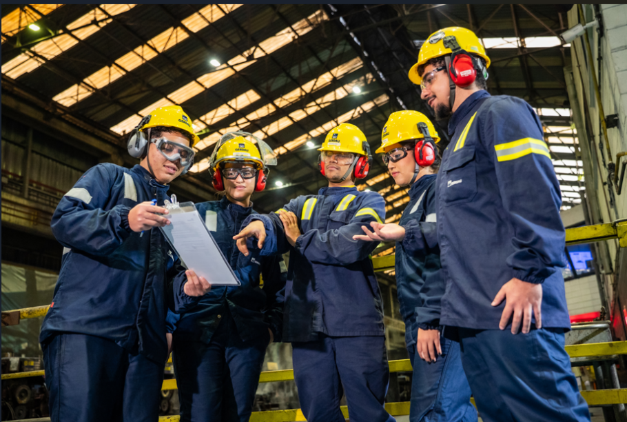 Gerdau oferece mais de 200 vagas para atuação nas cinco regiões do país; 170 são para cursos de engenharia