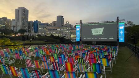 Cine na Praça