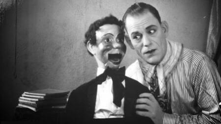 Cena de Monstros (Freaks), filme de Tod Browning lançado em 1932.
