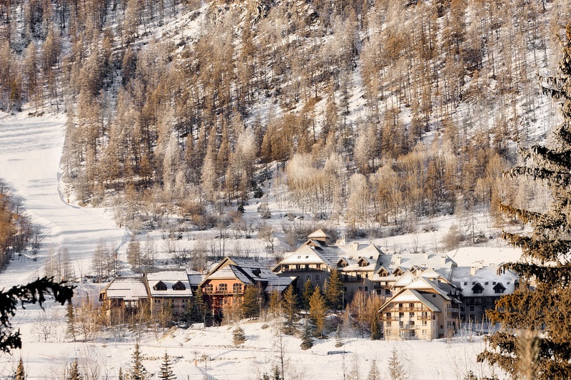 Club Med Serre Chevalier é um resort all-inclusive localizado em La Salle-les-Alpes, no coração dos Alpes Francese