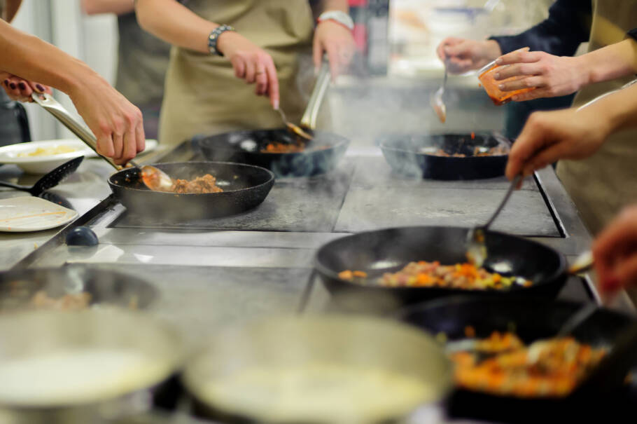 Curso gratuito combinará fundamentos da cozinha profissional com preparos e sabores da culinária nacional