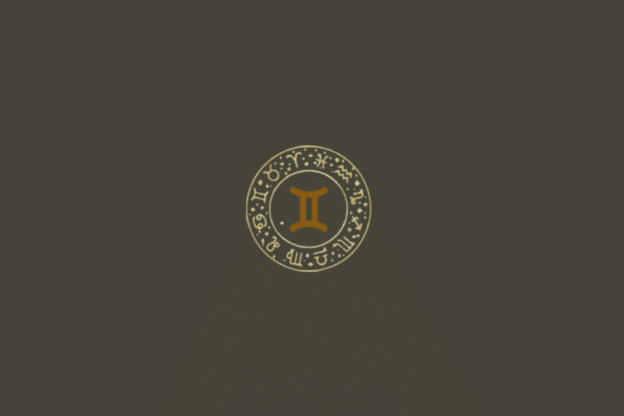 Fundo uniforme em cinza-escuro/oliva. No centro aparece o círculo zodiacal com linhas finas em dourado-claro, contendo os símbolos dos signos distribuídos ao redor. O centro apresenta o símbolo de Gêmeos, semelhante a dois traços verticais unidos por linhas curvas na parte superior e inferior, em dourado-ocre.