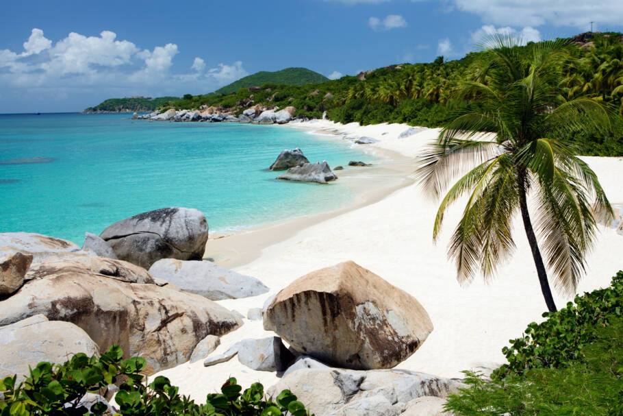 Virgin Gorda, nas Ilhas Virgens Britânicas; destinos está no roteiro do EXPLORA III