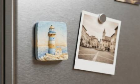 magnets-on-refrigerator-surface-450x270.jpg