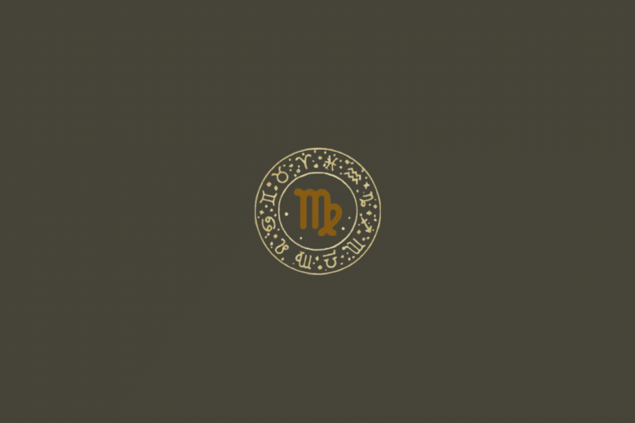 Fundo uniforme em cinza-escuro/oliva. A imagem apresenta um círculo zodiacal central com linhas finas em dourado-claro, com os símbolos dos signos distribuídos ao redor e pequenos pontos decorativos. No centro aparece o símbolo de Virgem, formado por linhas verticais curvas que terminam em uma pequena curva à direita, em dourado-ocre.