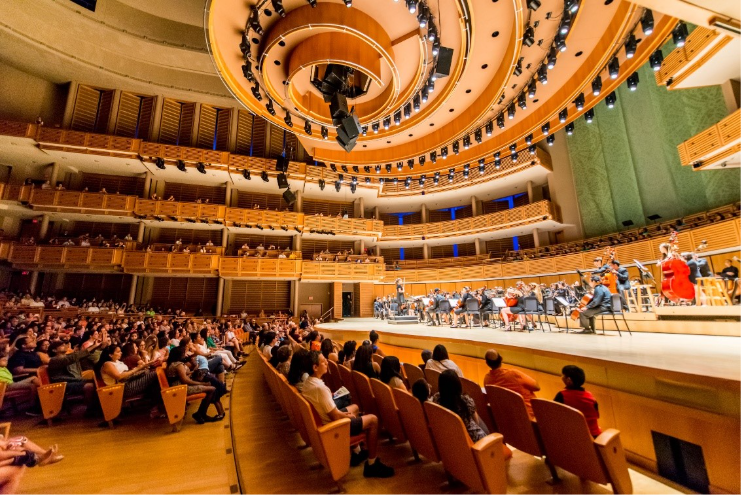 Adrienne Arsht Center é um dos espaços de Miami durante a temporada