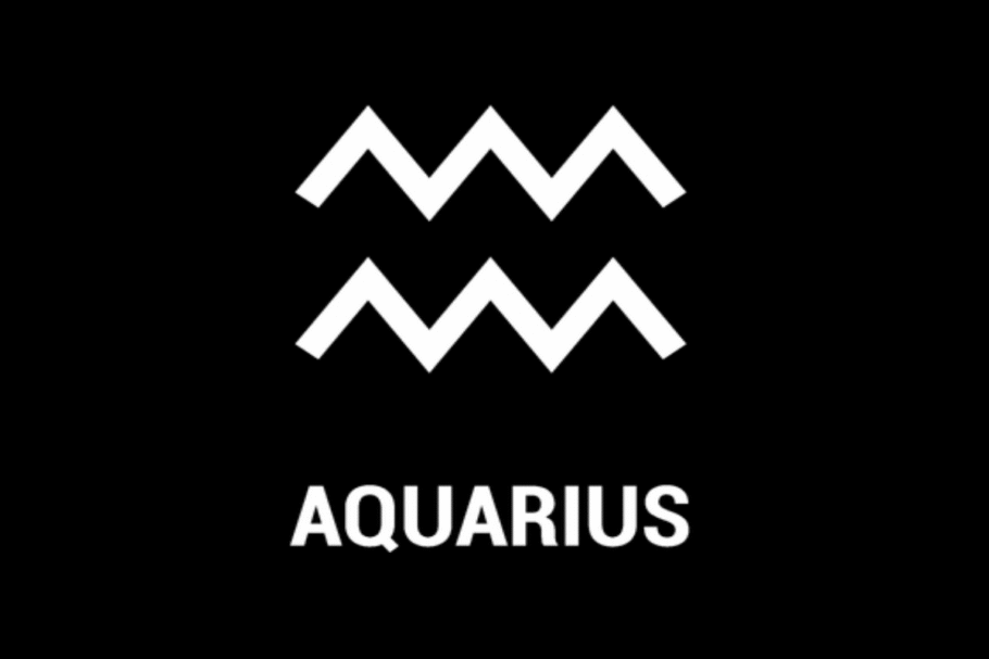 Imagem com fundo preto, apresentando o símbolo astrológico do signo de Aquário em branco, representado por duas linhas paralelas em zigue-zague, semelhantes a ondas. Abaixo, aparece a palavra “AQUARIUS”, em letras maiúsculas e brancas.
