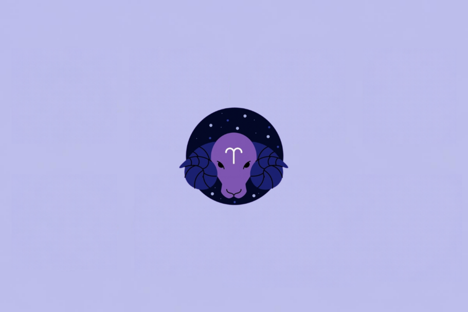 Ilustração do signo de Áries, representado pela cabeça de um carneiro com rosto roxo e grandes chifres curvados para os lados em azul. O símbolo de Áries aparece em branco na testa. Ao fundo há um círculo azul-marinho com pequenos pontos claros. Em fundo roxo-claro.