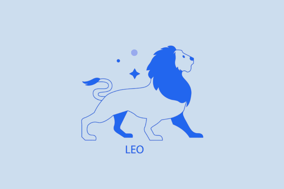 Ilustração minimalista em tons de azul e branco representando o signo de Leão. Mostra um leão de perfil caminhando para a direita com a juba em destaque, acompanhado de pequenos pontos e uma estrela ao fundo. Na parte inferior, está escrita a palavra "LEO" em letras maiúsculas azul-escuro.