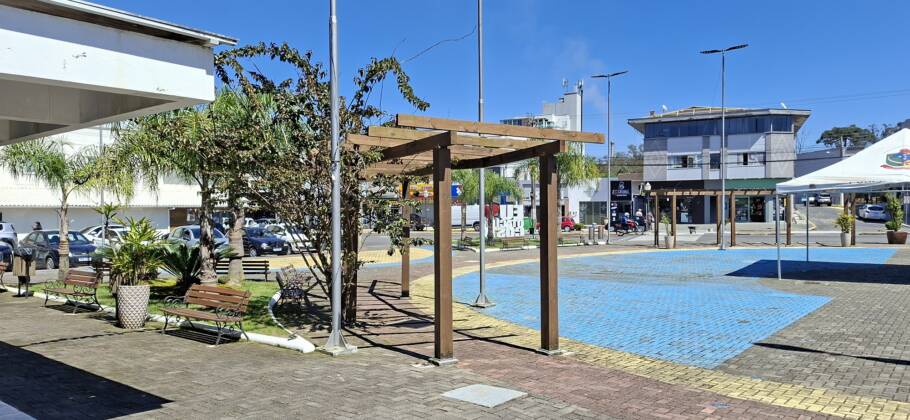 Praça Central de Otacílio Costa, na Serra Catarinense