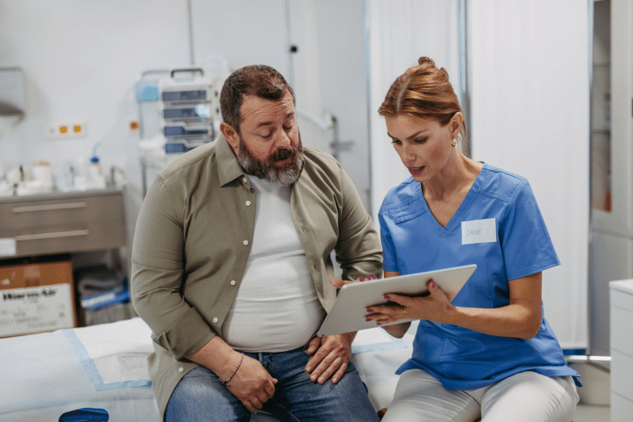 Identificar precocemente os fatores de risco permite orientar medidas preventivas e o tratamento adequado (Imagem: Halfpoint | Shutterstock)
