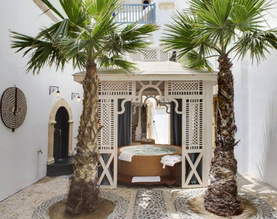 O hotel Riad Baladin fica na cidade de Essaouira, na costa atlântica do Marrocos