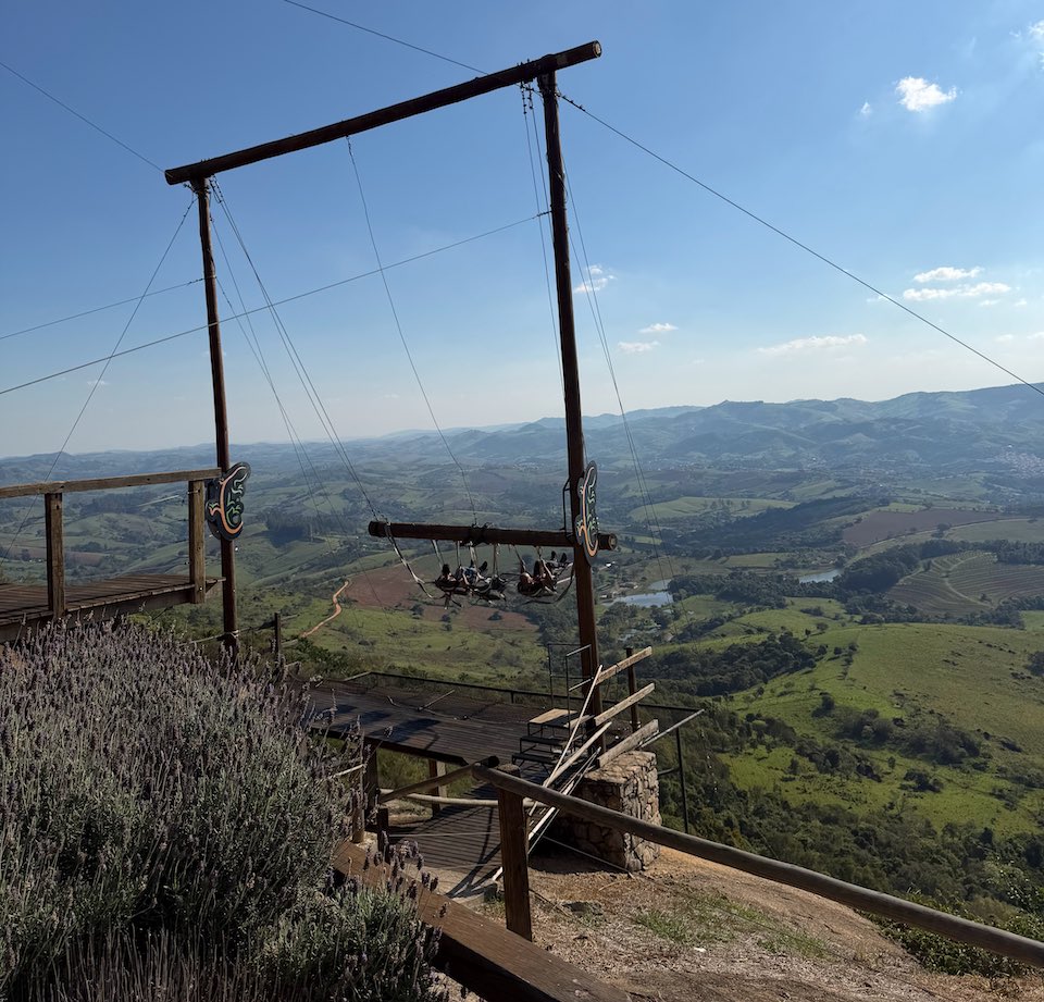 Tem coragem? Balanço Swing Rock, na Pedra Bela Vista, em Socorro