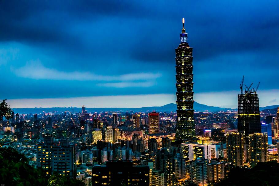 Com 508 metros, o edifício Taipei 101 se destaca no skyline de Taipei, capital de Taiwan