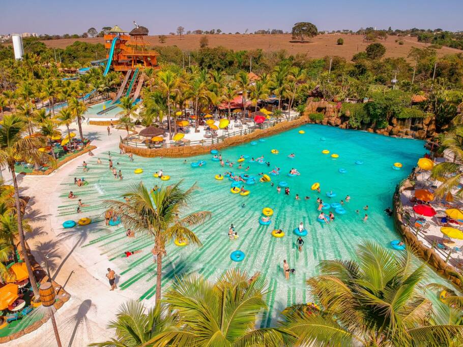 O.parque aquático Thermas dos Laranjais recebeu 1,95 milhão