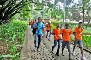 Motivos para incentivar a conexão entre os espaços de aprendizagem formais com a vizinhança.