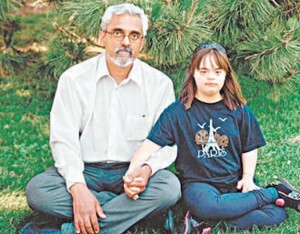 Alberto Costa estuda a memantina, componente de remédios para o mal de Alzheimer, melhora a memória de pessoas com síndrome de Down.