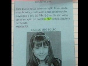 Escola pede que meninas usem cabelo liso.