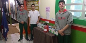 Jovens criam projeto de instalação de ecopontos para coleta de lixo eletrônico em seu município.